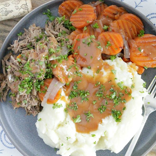 Slow Cooker Pot Roast with red wine Foodtastic Mom