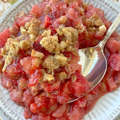 plate of strawberry rhubarb crisp