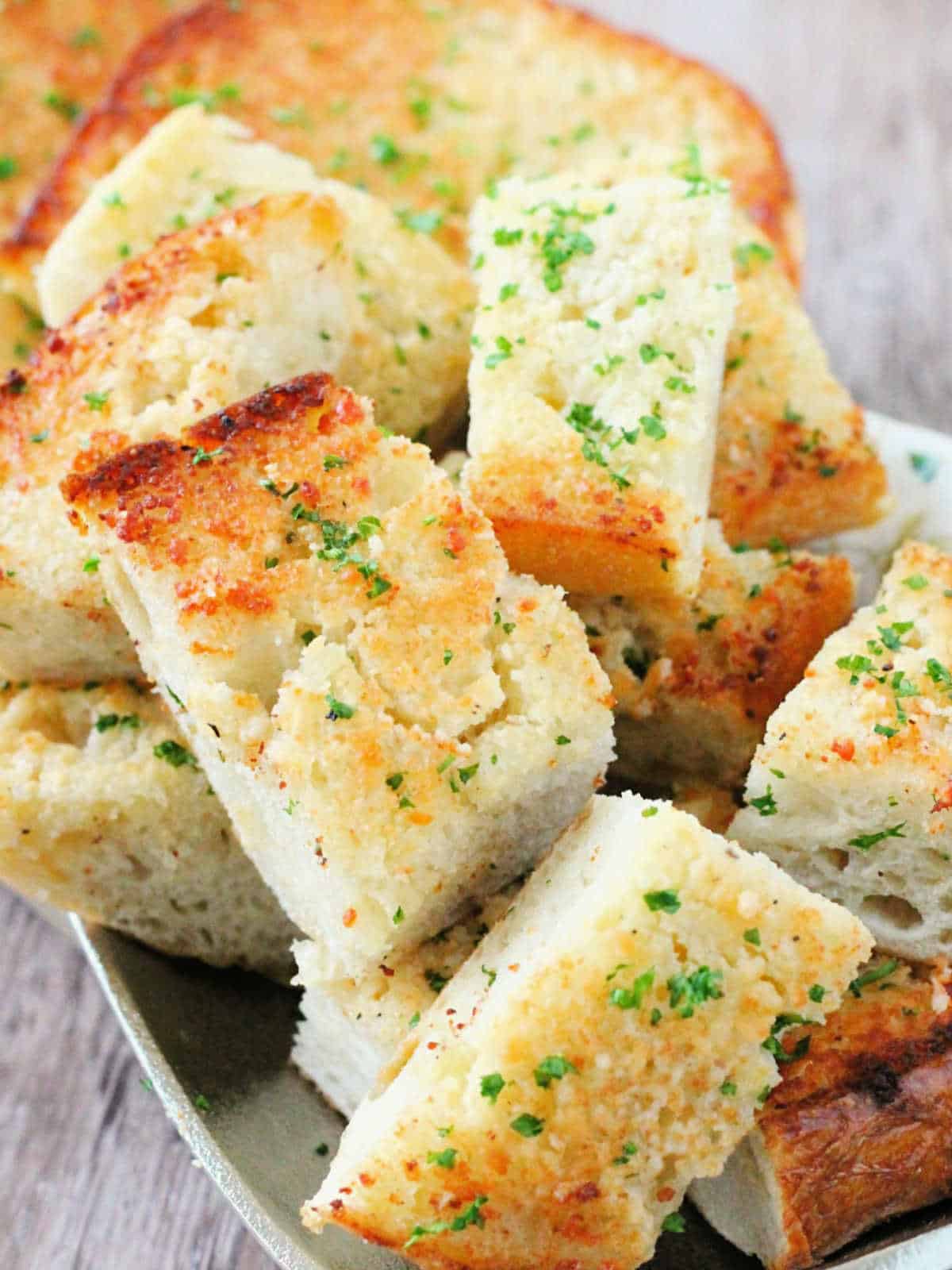 sliced garlic bread ready to serve