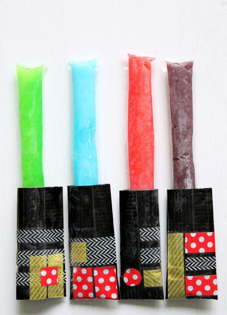 D.I.Y. Lightsaber Freezer Pop Sleeves by Foodtastic Mom