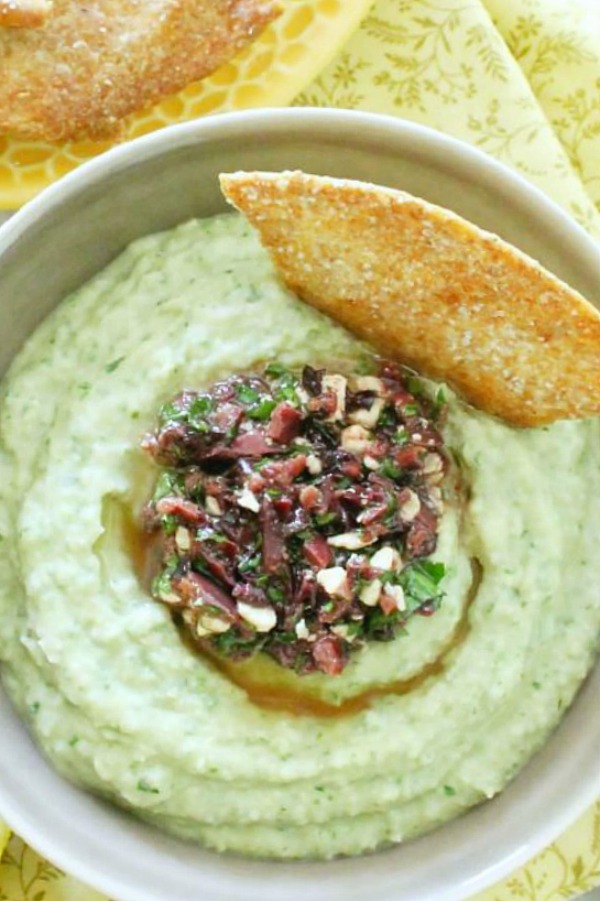 Lemony White Bean Hummus | Foodtastic Mom #hummus #hummusrecipe