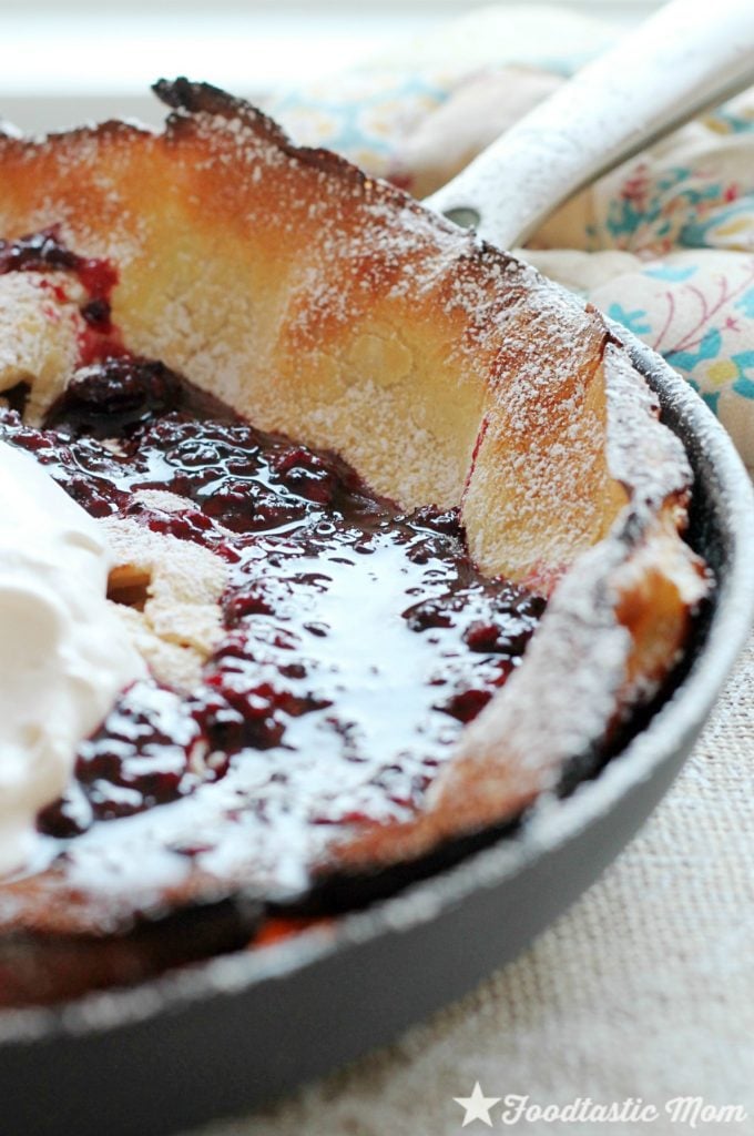 Asian Pear Dutch Baby with Blackberry Syrup by Foodtastic Mom #oxocookware