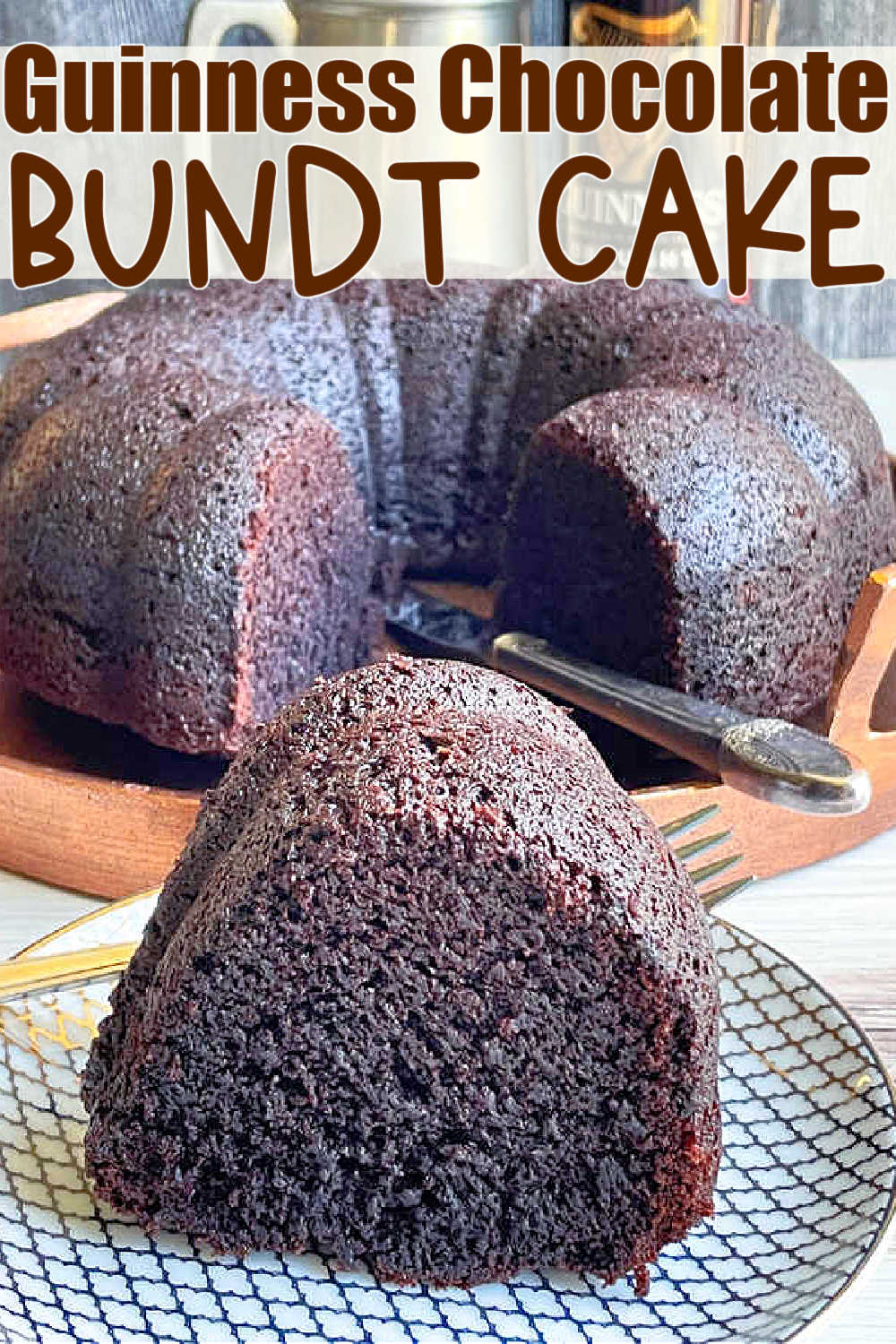 Guinness Chocolate Bundt Cake | Foodtastic Mom #guinnesschocolatebundtcake #cakerecipes #chocolatecake #stpatricksday
