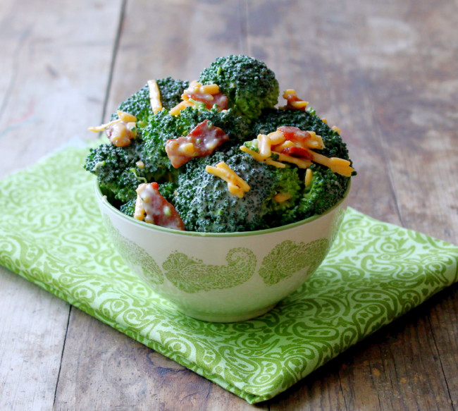Easiest Broccoli Salad by Foodtastic Mom