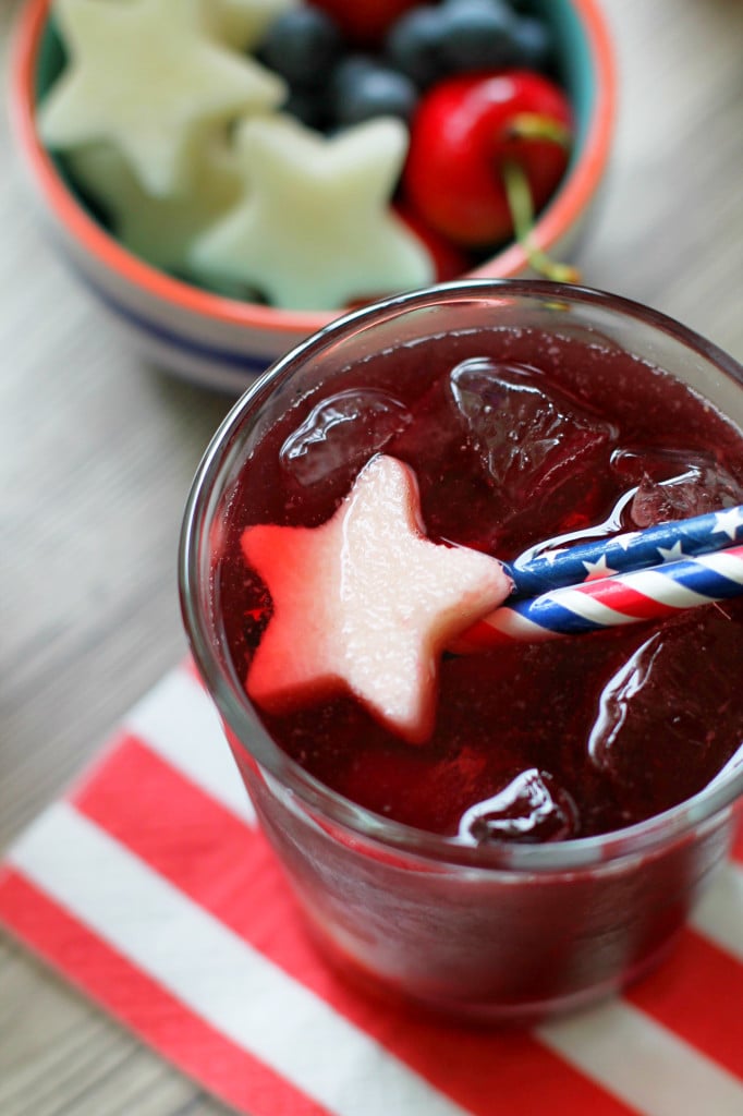 Red White and Blue Sangria with Sweet'N Low #donthesitaste