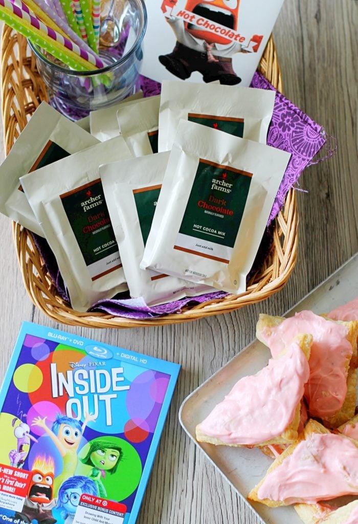Joyful Jelly Turnovers for an Inside Out Movie Night by Foodtastic Mom