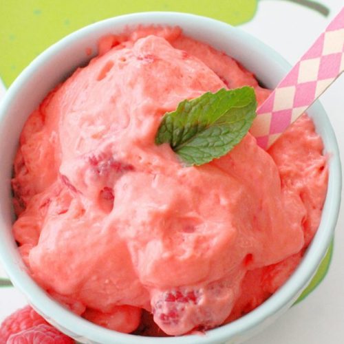 Raspberry Fluff - Foodtastic Mom