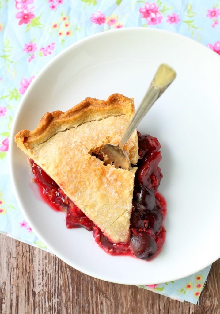 Sweet Cherry Pie by Foodtastic Mom #ShoutSolutions