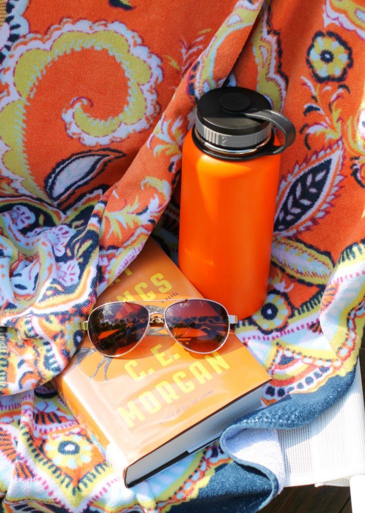 Milo's Cafe Style Tea by the Pool #TastetheMilosDifference