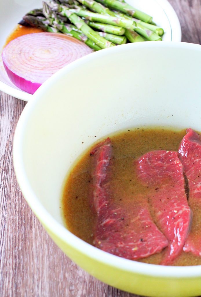 Grilled Steak and Asparagus Salad with Pineapple Vinaigrette by Foodtastic Mom #OhioBeef