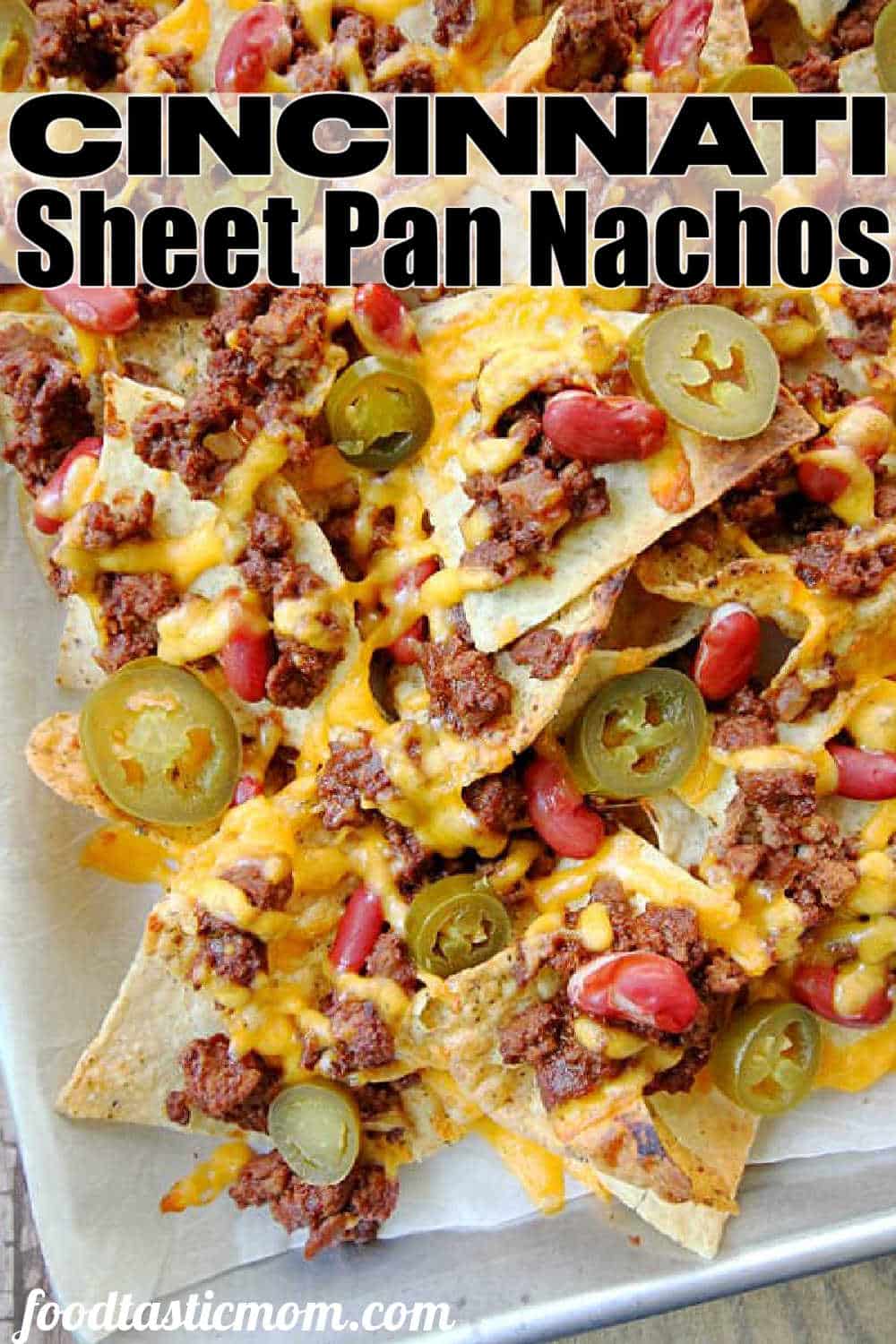 Cincinnati Nachos | Foodtastic Mom #nachos #biggame #footballfood #whodey via @foodtasticmom
