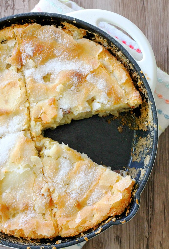 Kentucky Apple Skillet Cake by Foodtastic Mom #FallFest