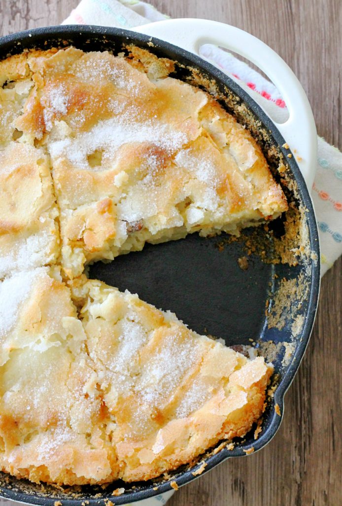 Kentucky Apple Skillet Cake by Foodtastic Mom #FallFest