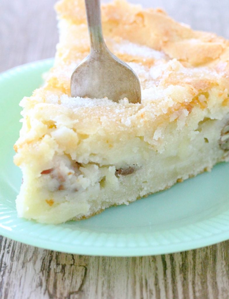 Kentucky Apple Skillet Cake by Foodtastic Mom #FallFest