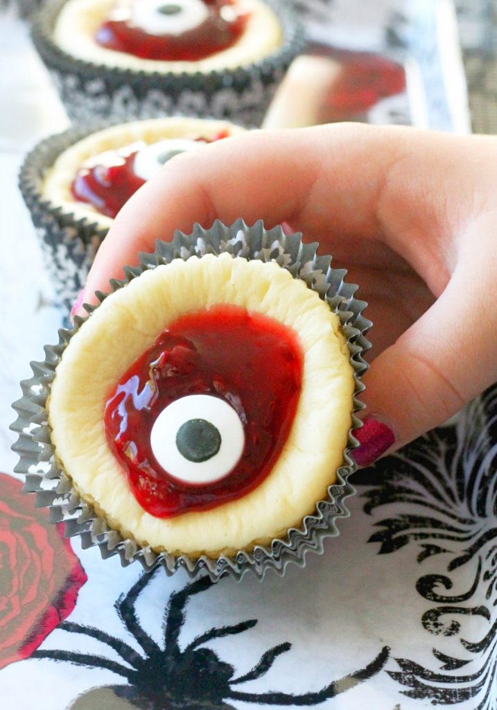 Bloody Eyeball Cheesecakes by Foodtastic Mom