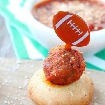 Simple Meatball Mozzarella Stacks by Foodtastic Mom (ad)