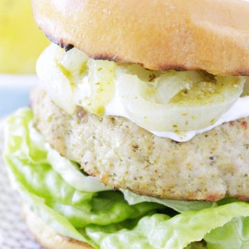 Lemon Pesto Turkey Burgers