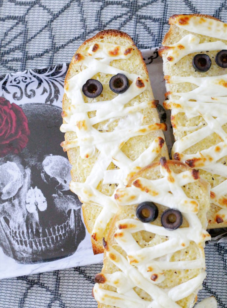 Mummified Garlic Bread - Foodtastic Mom Mummified Garlic Bread - Foodtastic Mom