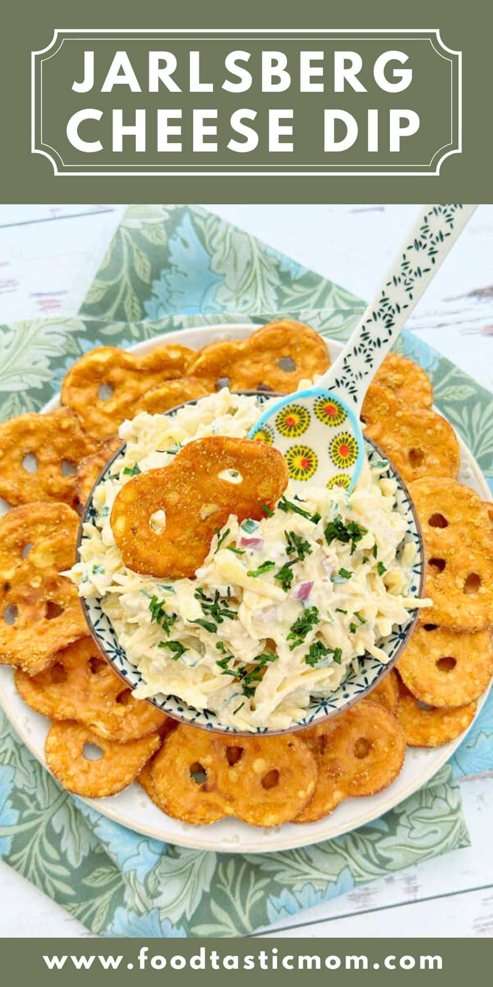 My delicious Jarlsberg cheese dip recipe takes just a few minutes to make and tastes amazing with honey mustard and onion pretzel crisps! via @foodtasticmom