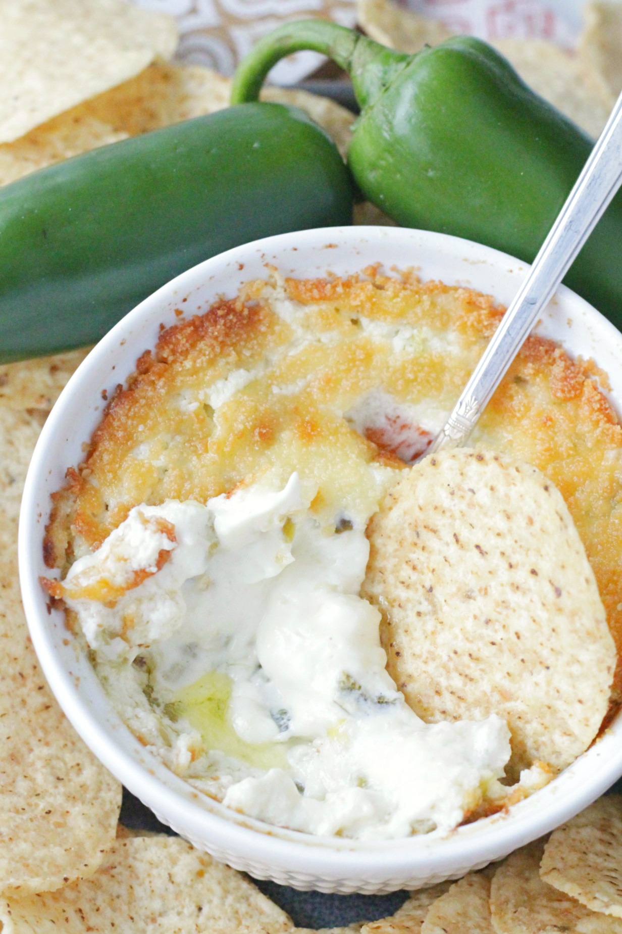 Jalapeño Popper Dip a crowd pleasing appetizer Foodtastic Mom