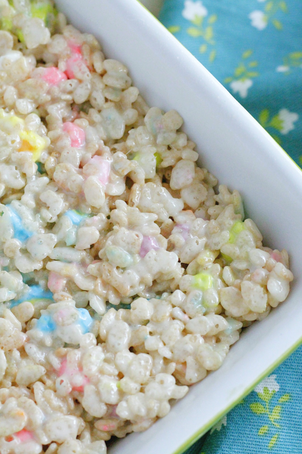 overhead view of dish of st. patrick's day krispie treats