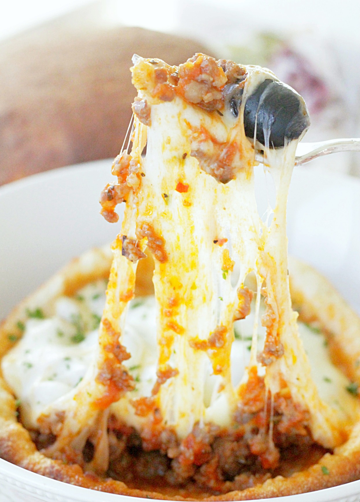 pizza pot pie cheese pull