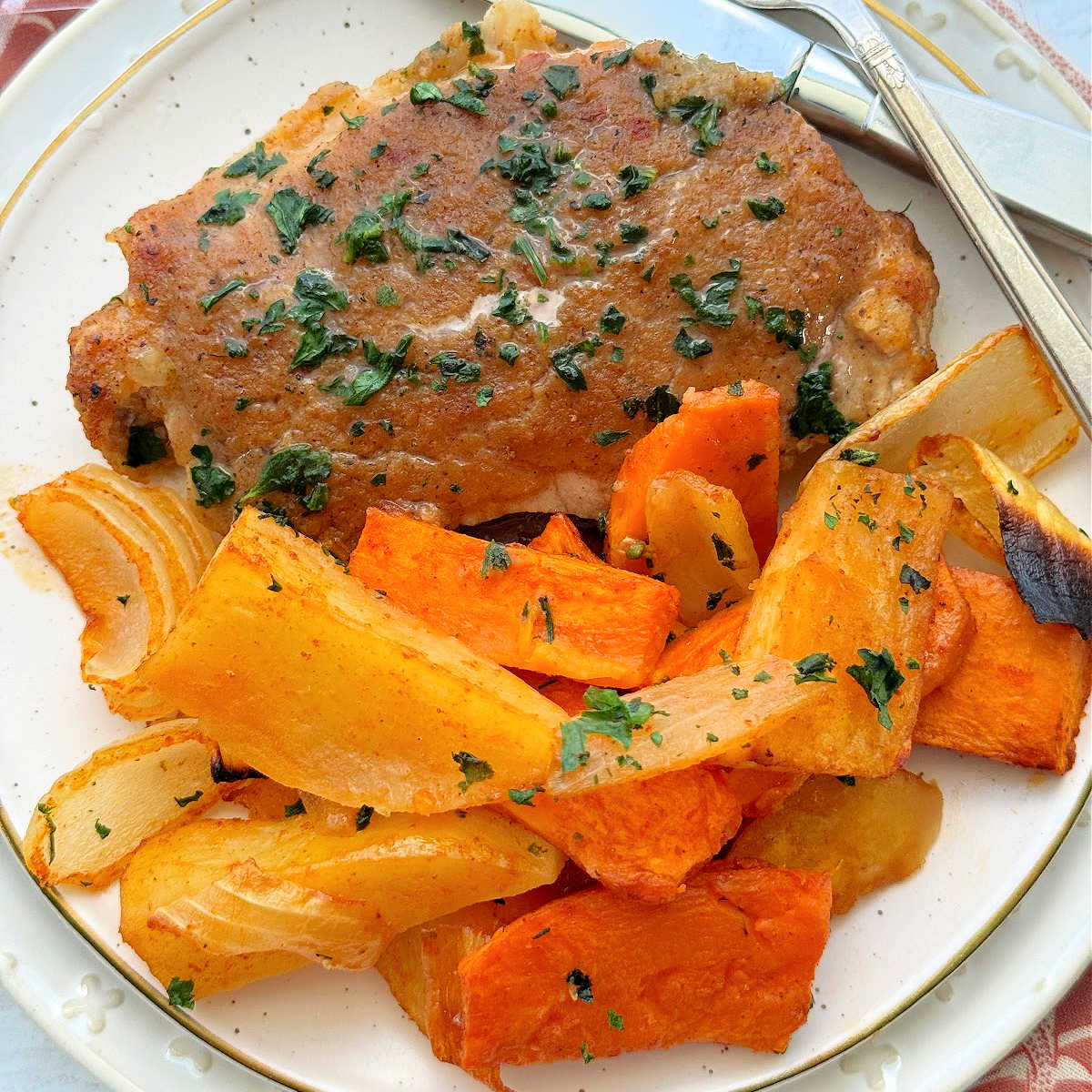 Pork Chops and Applesauce