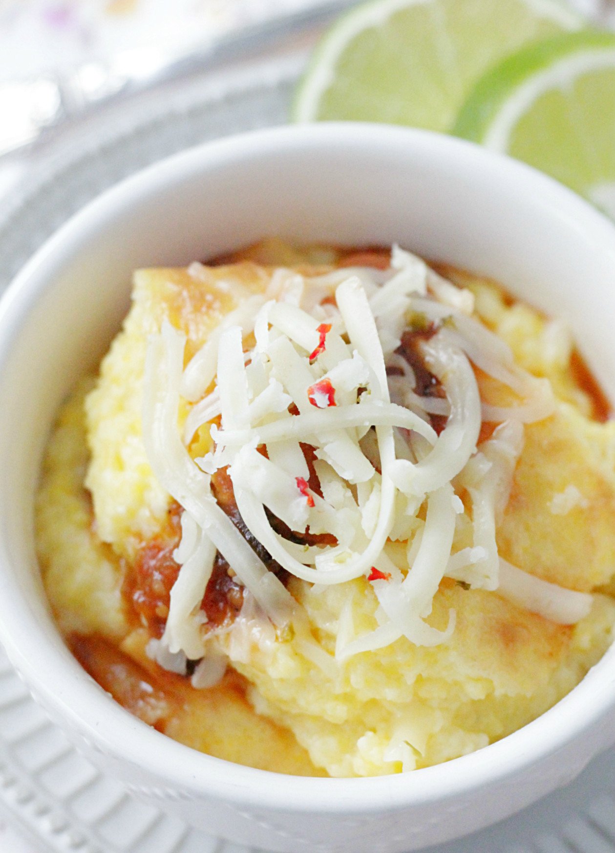 pepper jack cheese grits in bowl 