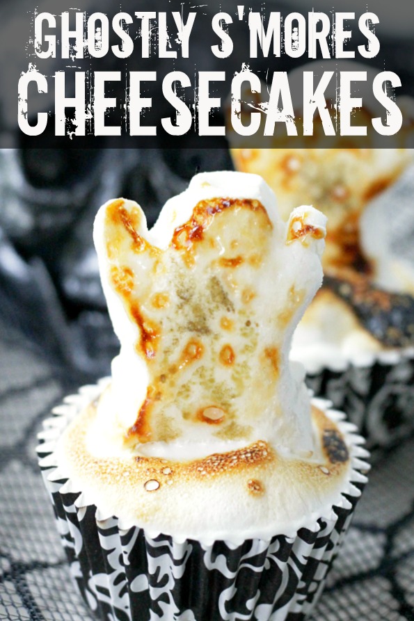 Ghostly S'Mores Cheesecakes | Foodtastic Mom #halloween #halloweenrecipes #smores #smorescheesecake #cheesecakerecipes