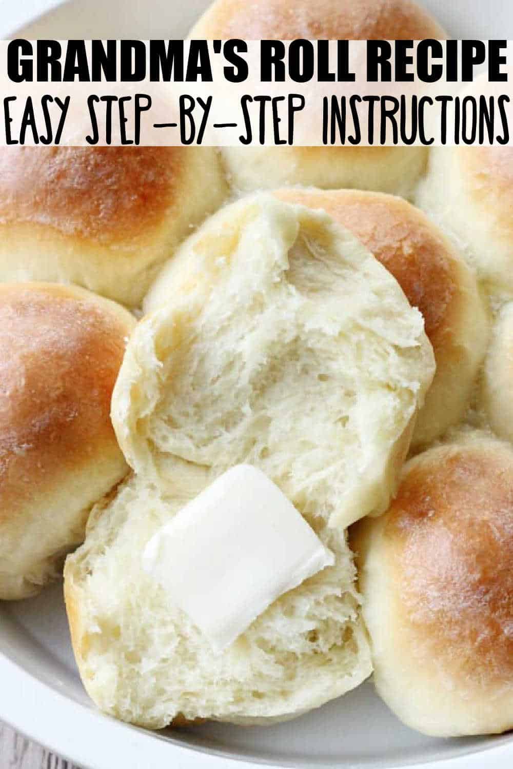 My Grandma's Dinner Rolls Recipe is practically fool-proof. It is the perfect dinner roll recipe for all your holiday meals. via @foodtasticmom