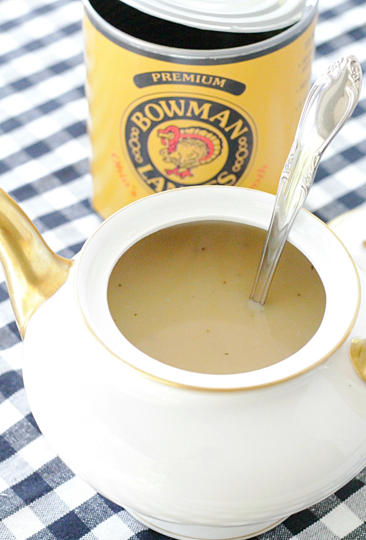 homemade turkey gravy recipe with can of broth