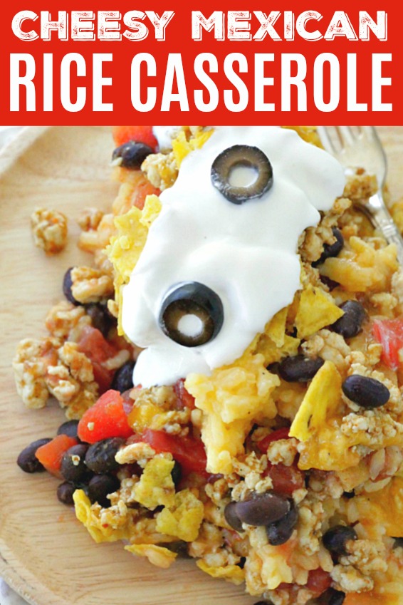 Cheesy Mexican Rice Casserole | Foodtastic Mom #mexicanrice #ricerecipes #casserole #casserolerecipes #mexicanrice