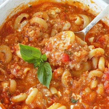 The Best Lasagna Soup Recipe | Foodtastic Mom #lasagnasoup #souprecipes #lasagna #bestlasagnasoup #soup