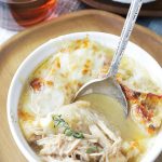 French Onion Chicken Soup | Foodtastic Mom #frenchonionsoup #chickensoup