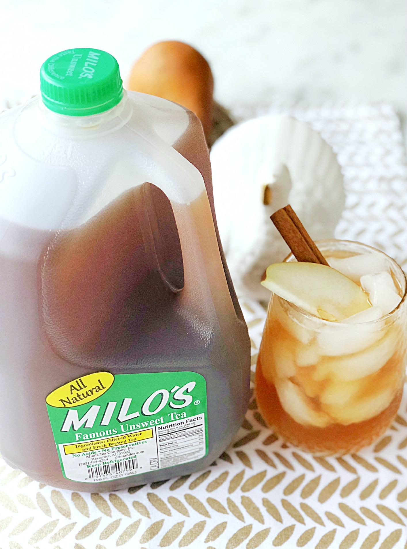 spiced pear tea fizz with milo's tea