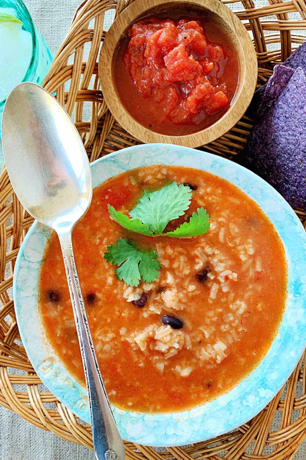 This Mexican Rice and Bean Soup is budget friendly and takes just about 20 minutes to make. via @foodtasticmom