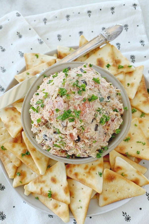 Italian Cream Cheese Dip | Foodtastic Mom #diprecipes #cheesespread