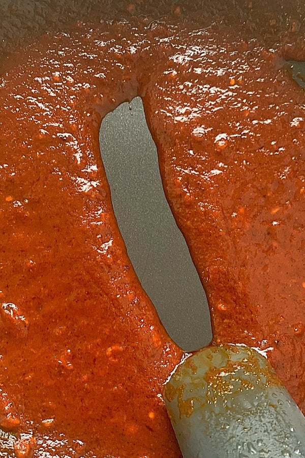 steak taco sauce in the pan