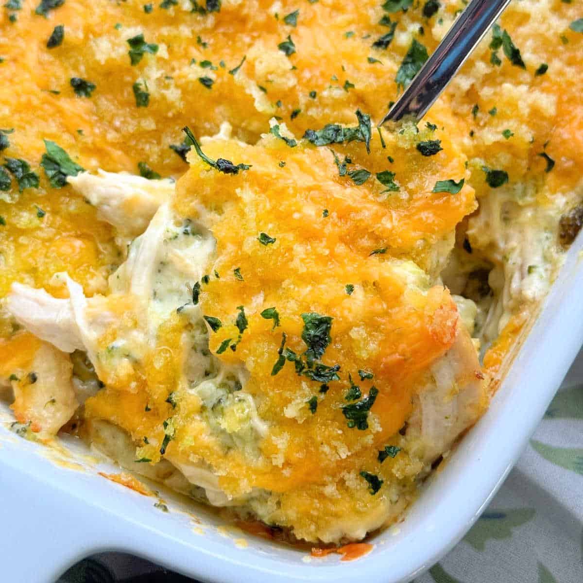 Easy Chicken Divan Casserole Recipe with Broccoli