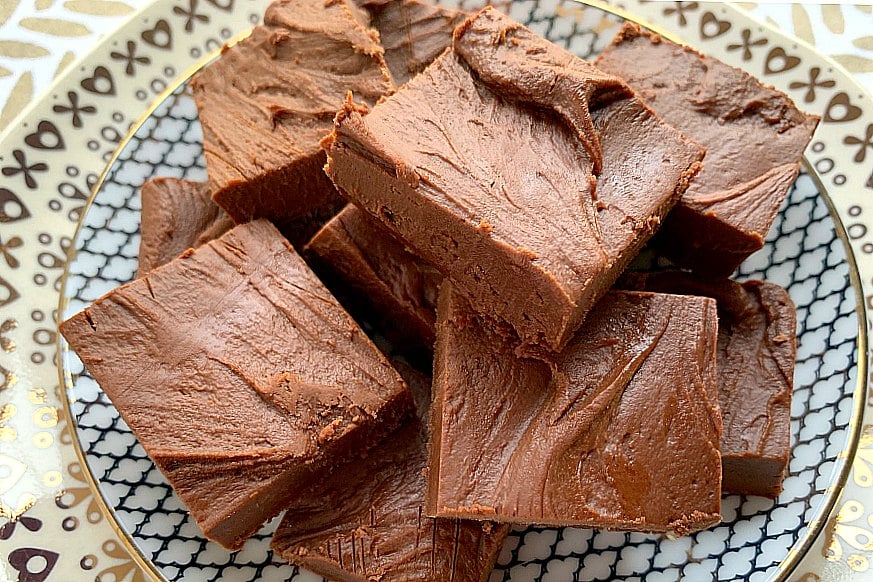 horizontal crop of microwave fudge on a plate