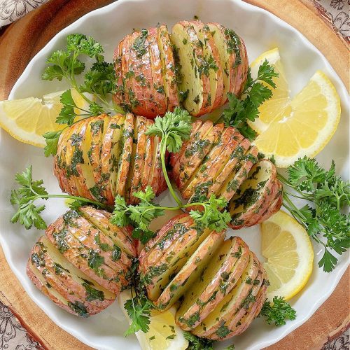 Crispy Air Fryer Hasselback Potatoes - Running to the Kitchen®