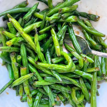 Air Fryer Green Beans | Foodtastic Mom #airfryerrecipes #airfryergreenbeans #greenbeans