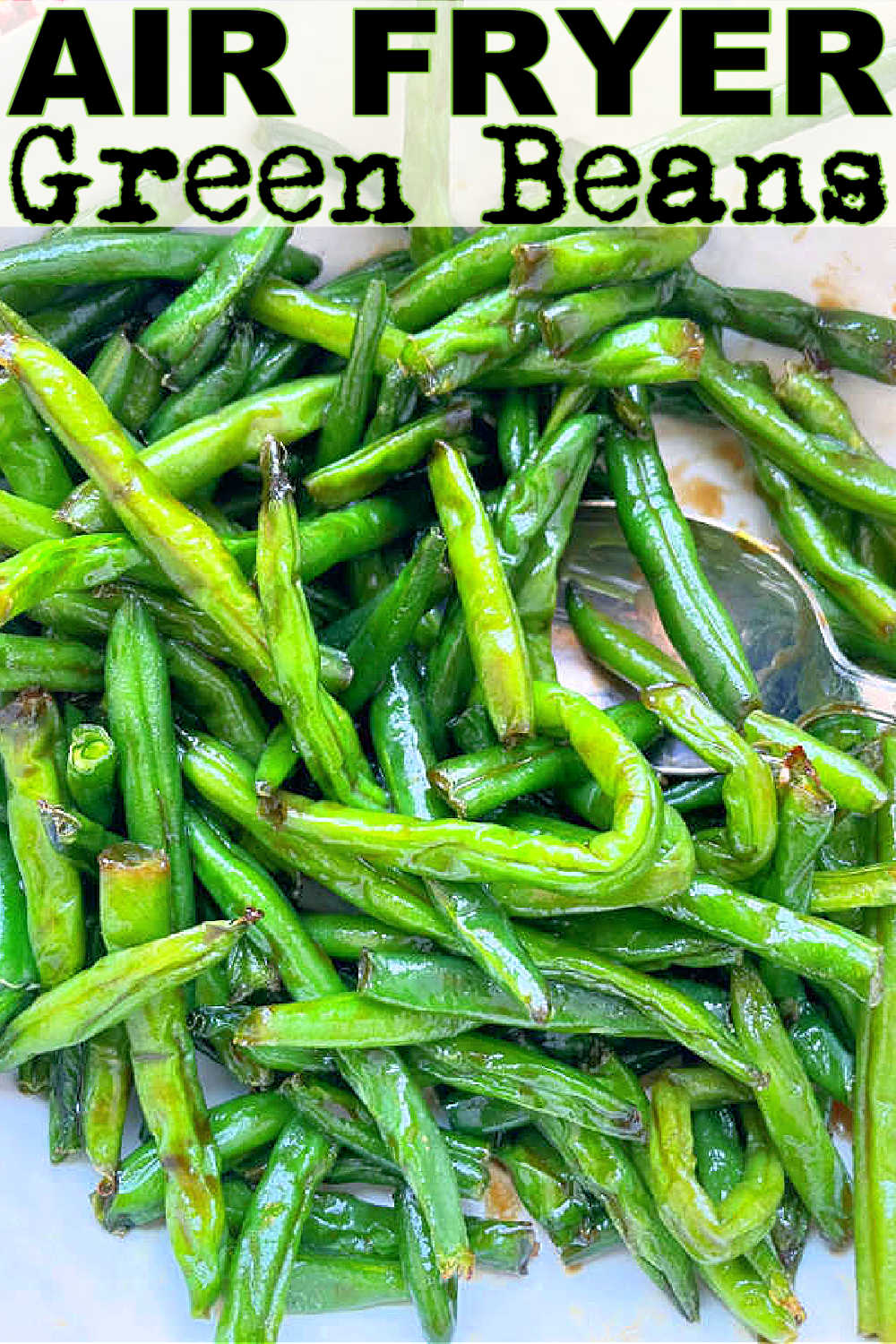 Air Fryer Green Beans | Foodtastic Mom #airfryerrecipes #airfryergreenbeans #greenbeans via @foodtasticmom