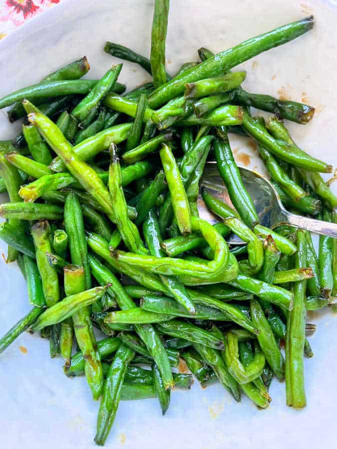 soy glazed air fryer green beans ready to serve