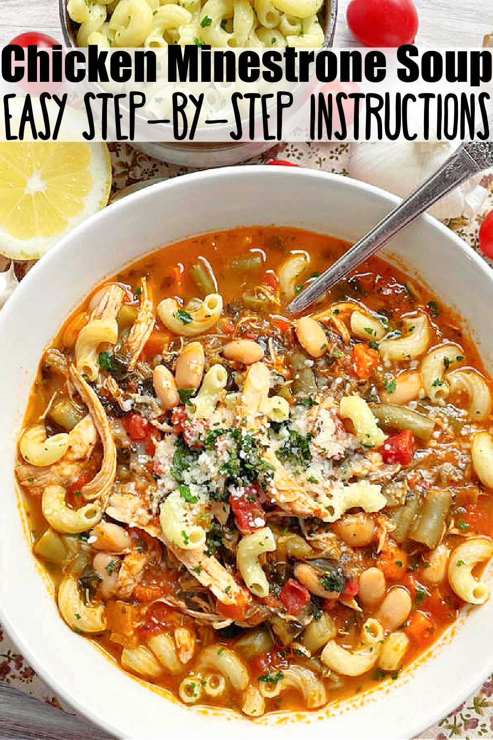 Chicken Minestrone Soup gets lots of help from the canned and frozen sections but tastes fresh, healthy and delicious. via @foodtasticmom