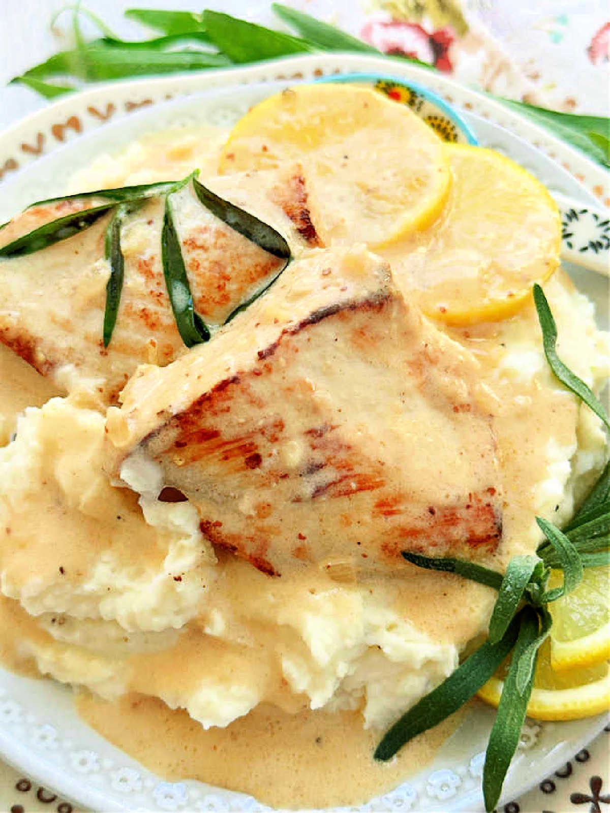 plated chicken tarragon