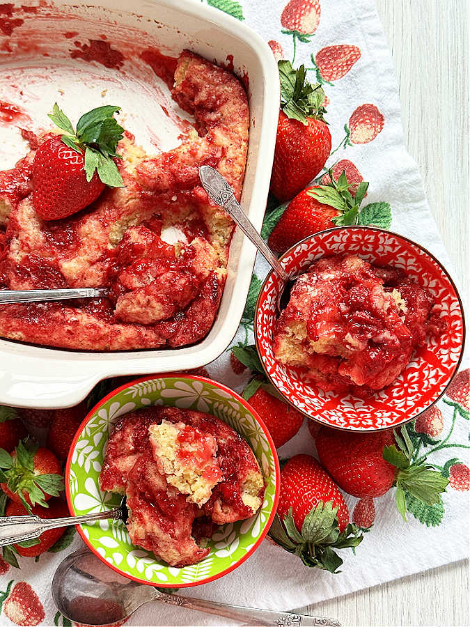 serving the strawberry spoon cake in small decorative bowls