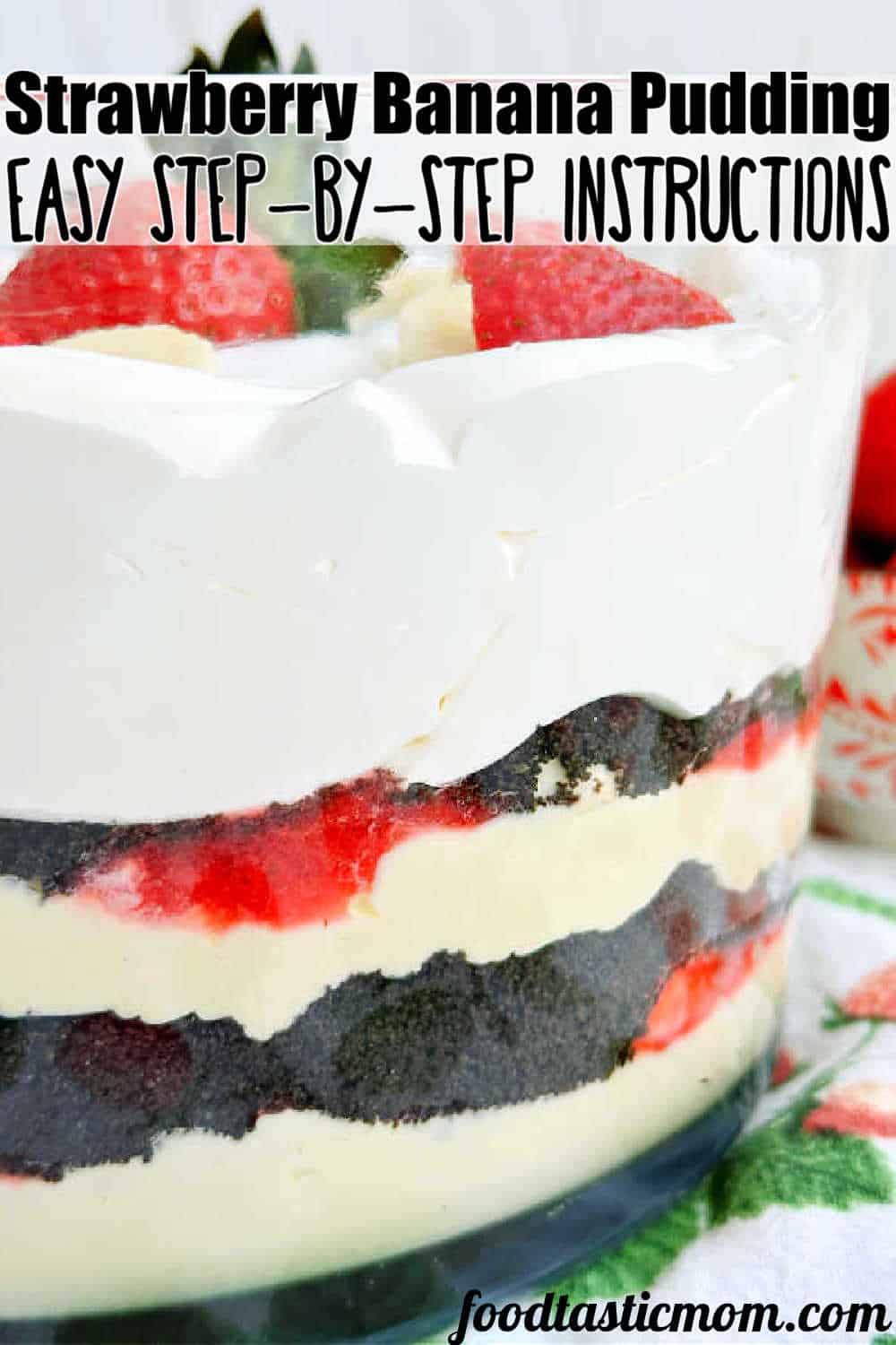Strawberry Banana Pudding recipe is easy and delicious! A dirt pudding base but with a strawberry and classic banana pudding twist. via @foodtasticmom