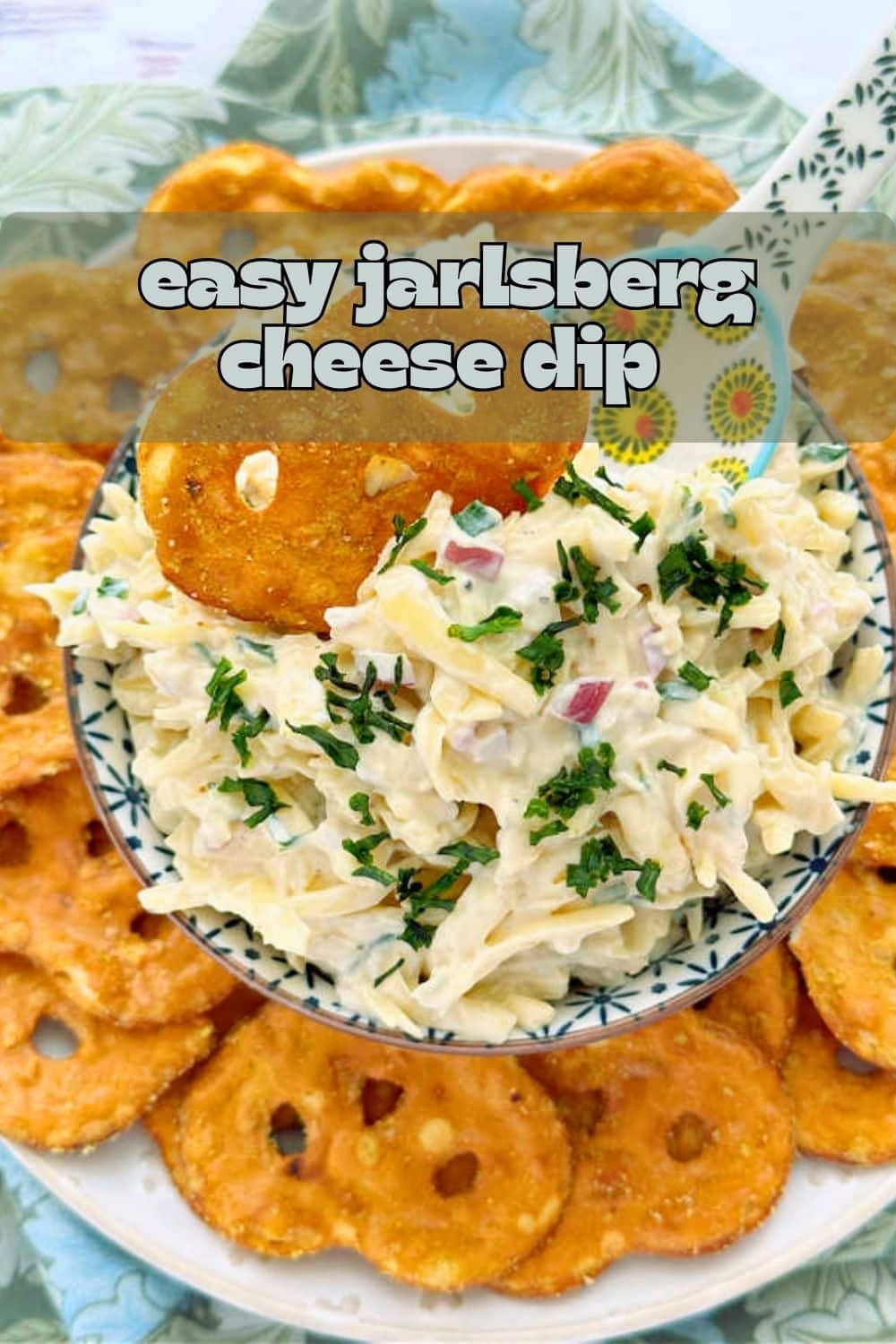 My delicious Jarlsberg cheese dip recipe takes just a few minutes to make and tastes amazing with honey mustard and onion pretzel crisps! via @foodtasticmom