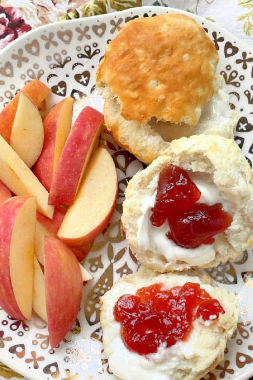 Learn how to cook Frozen Grands Biscuits in the Air Fryer for a wholesome snack or part of an easy and delicious breakfast. via @foodtasticmom